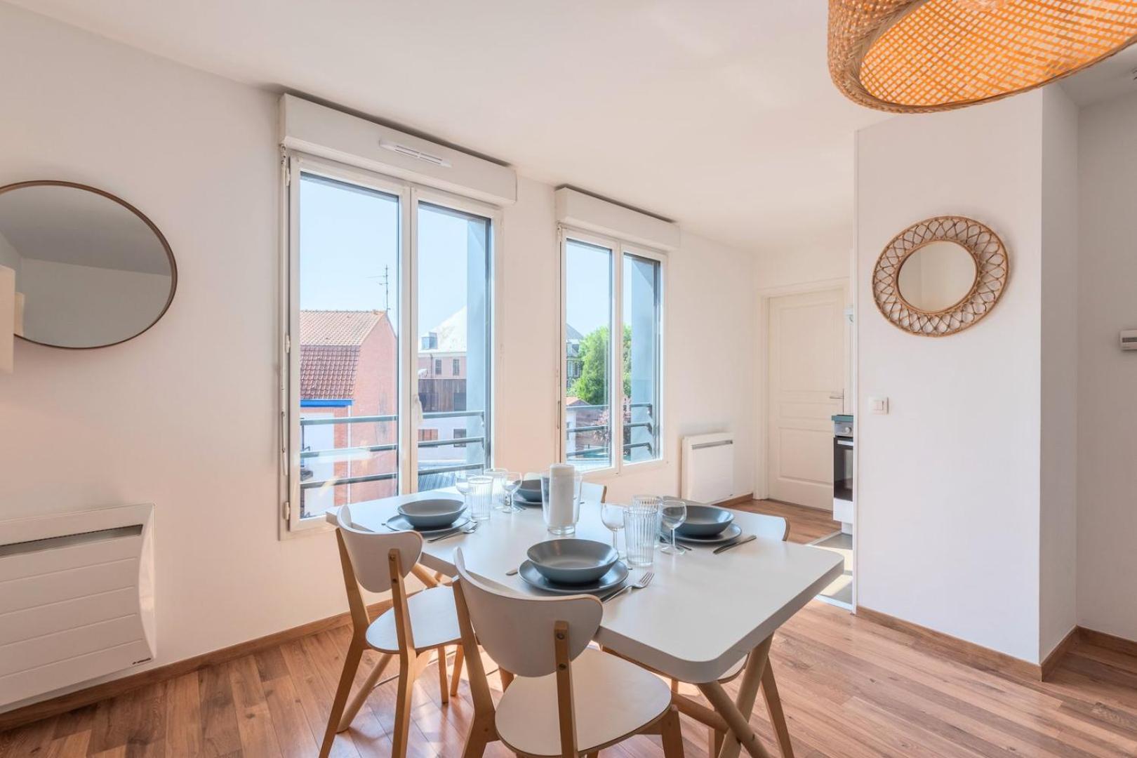 Quiet 1 Bedroom Apartment Parking Old Lille Zewnętrze zdjęcie